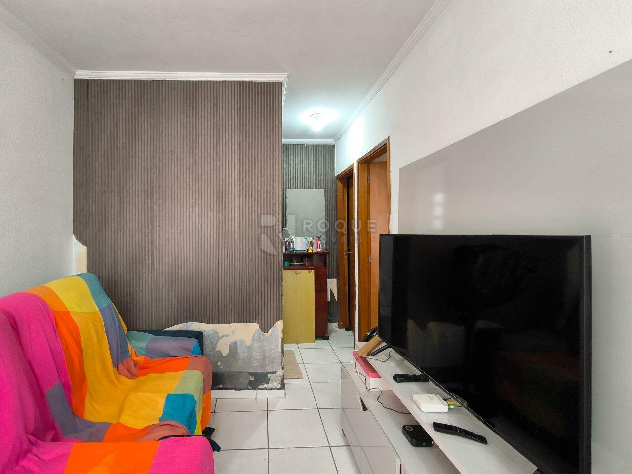 Casa Residencial à venda no bairro Jardim Residencial e Comercial Alto dos Laranjais: SALA DE ESTAR