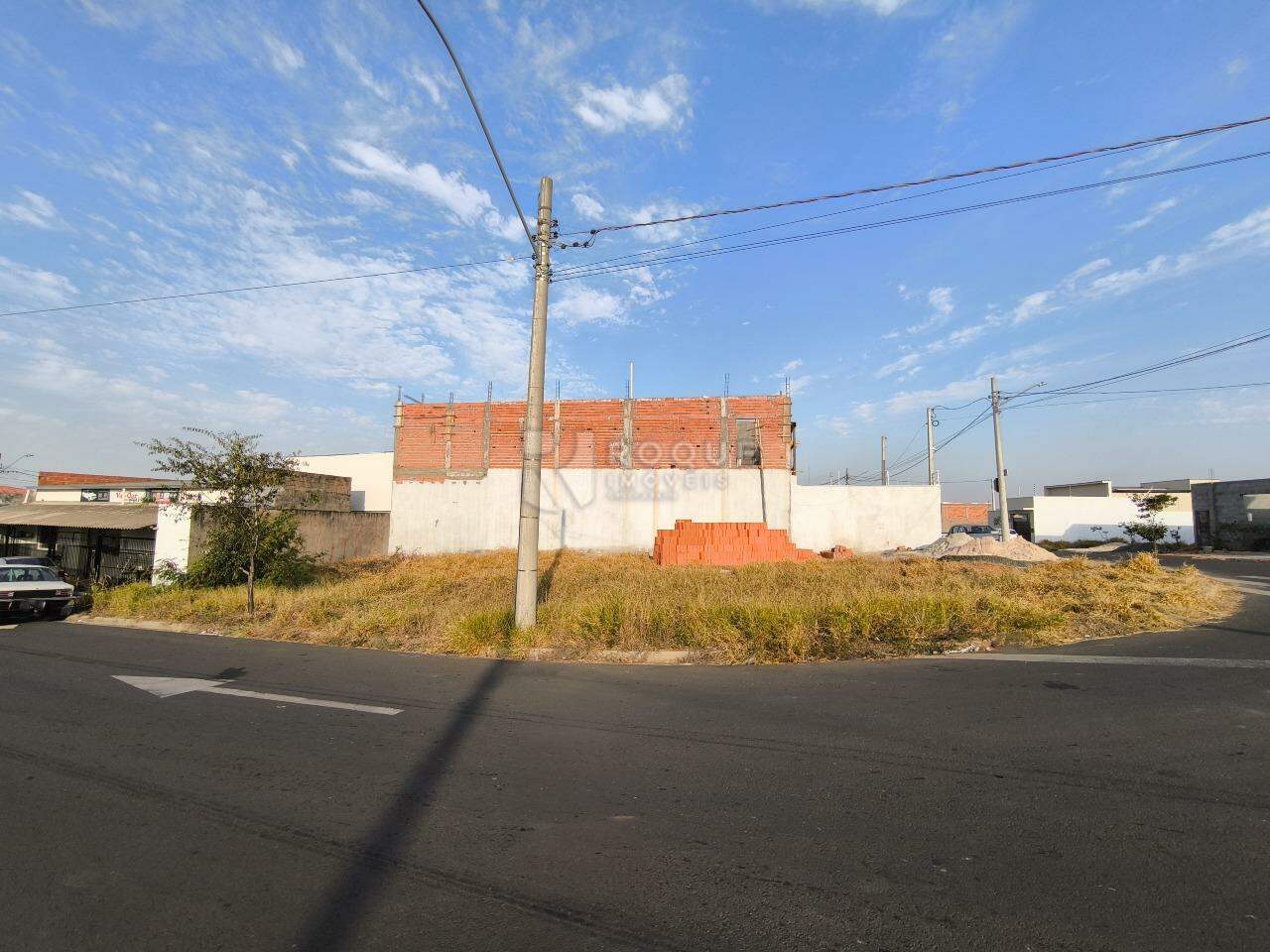 Terreno à venda no bairro Jardim Campo Verde II: 