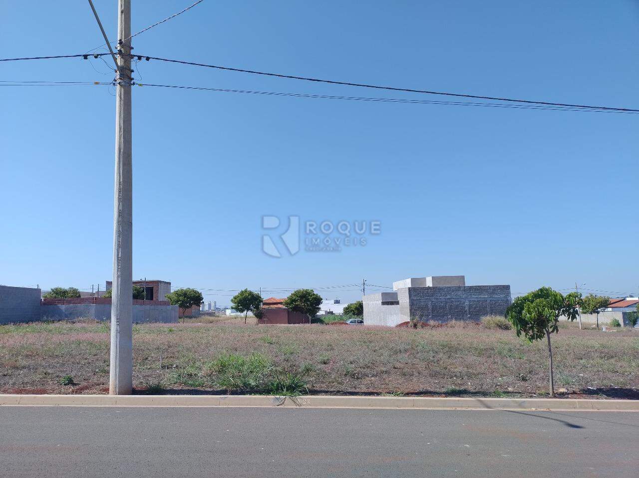 Terreno à venda no bairro Residencial Colinas do Engenho II: 