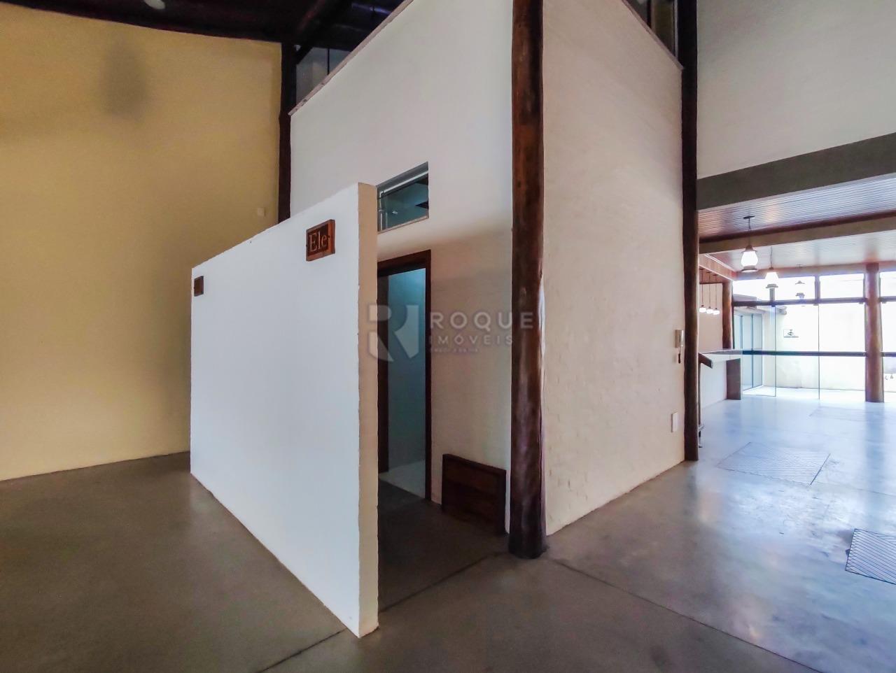 Salão para aluguel no bairro Parque Egisto Ragazzo: WC MASCULINO / FEMININO