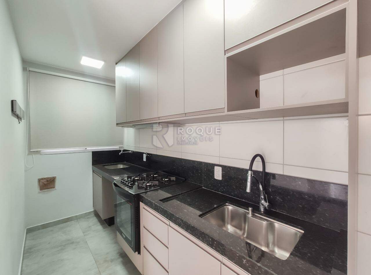 Apartamento para aluguel no bairro Vale das Esmeraldas: Cozinha 