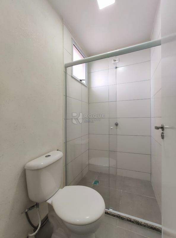 Apartamento para aluguel no bairro Vale das Esmeraldas: WC suíte 