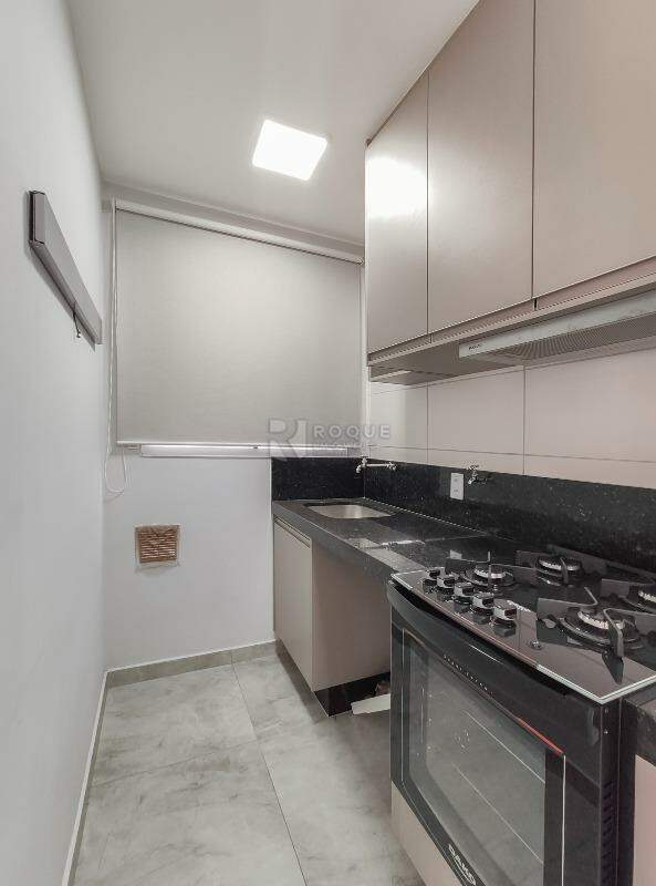 Apartamento para aluguel no bairro Vale das Esmeraldas: Área de serviço 
