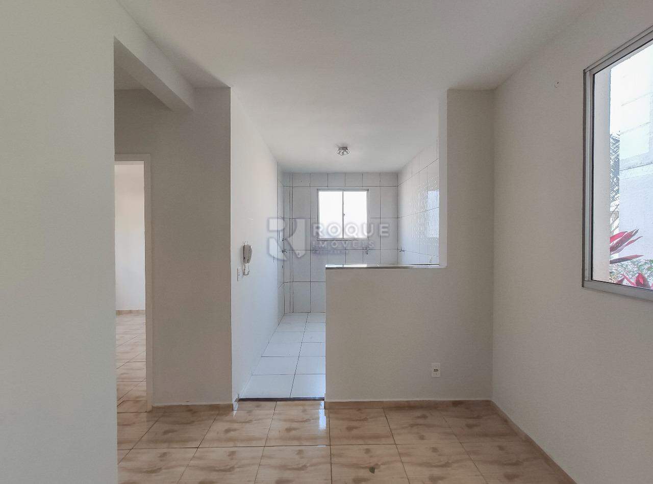 Apartamento à venda no bairro Jardim Colina Verde: Sala 