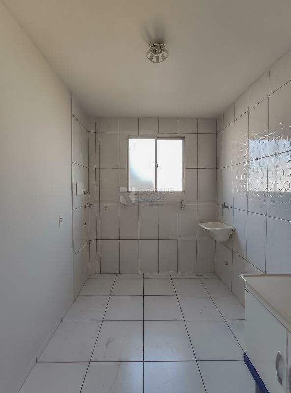 Apartamento à venda no bairro Jardim Colina Verde: Cozinha 