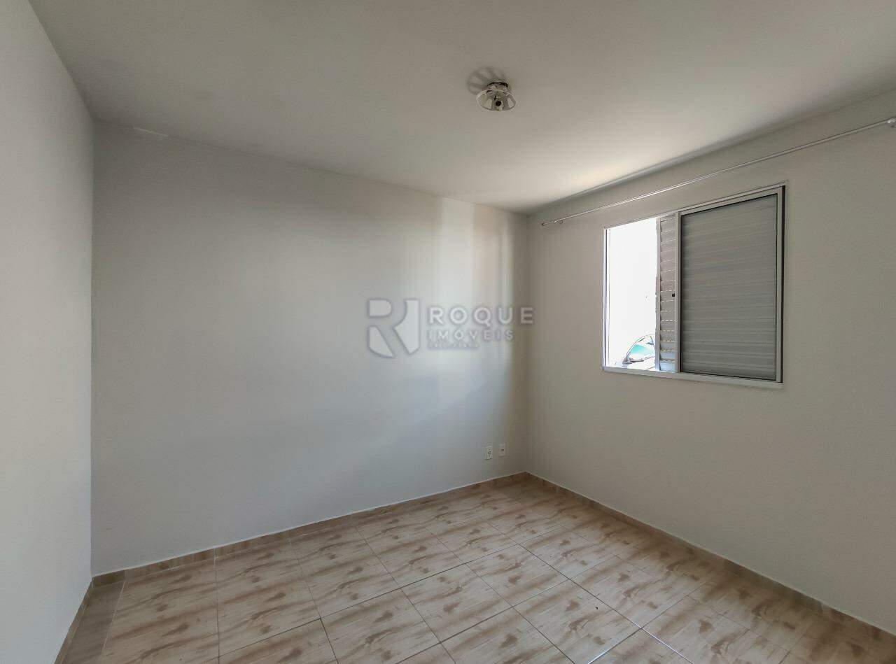 Apartamento à venda no bairro Jardim Colina Verde: Dormitório 1