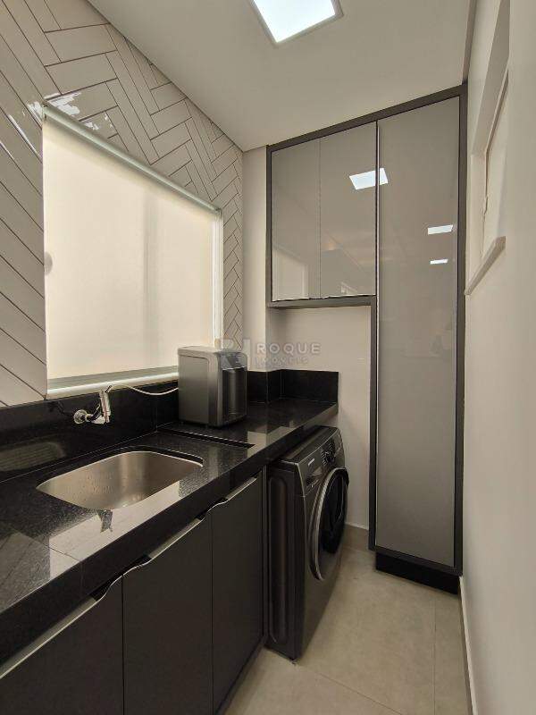 Apartamento à venda no bairro Jardim Ouro Verde: LAVANDERIA