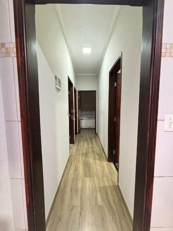 Casa Residencial à venda no bairro Residencial Nobreville: Corredor interno