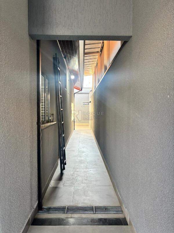 Casa Residencial à venda no bairro Residencial Nobreville: Corredor Externo