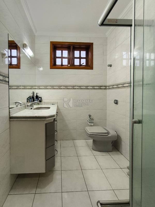 Casa Residencial à venda no bairro Jardim Piratininga: WC SUÍTE 3