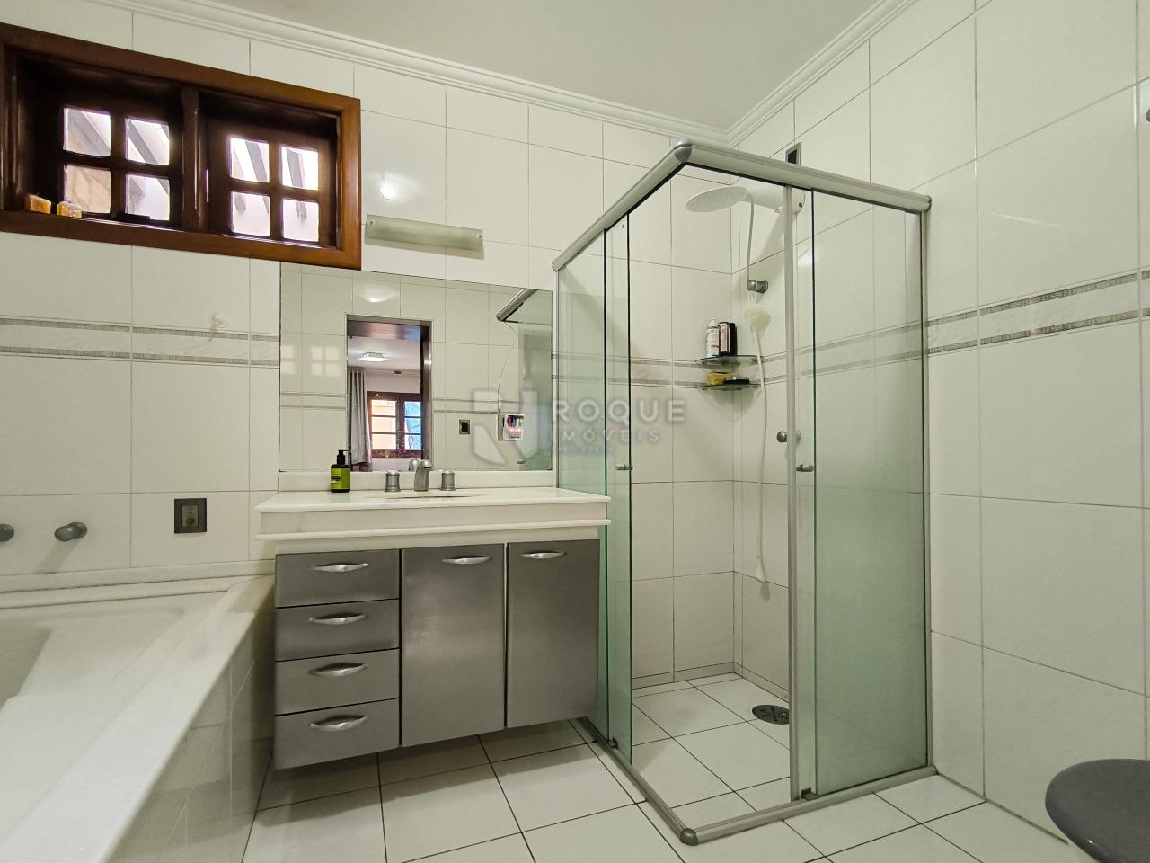 Casa Residencial à venda no bairro Jardim Piratininga: WC SUÍTE 1