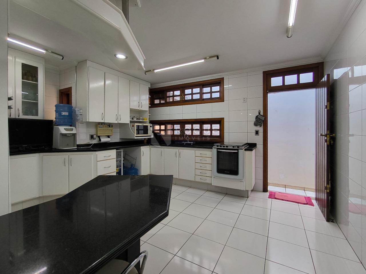 Casa Residencial à venda no bairro Jardim Piratininga: COZINHA