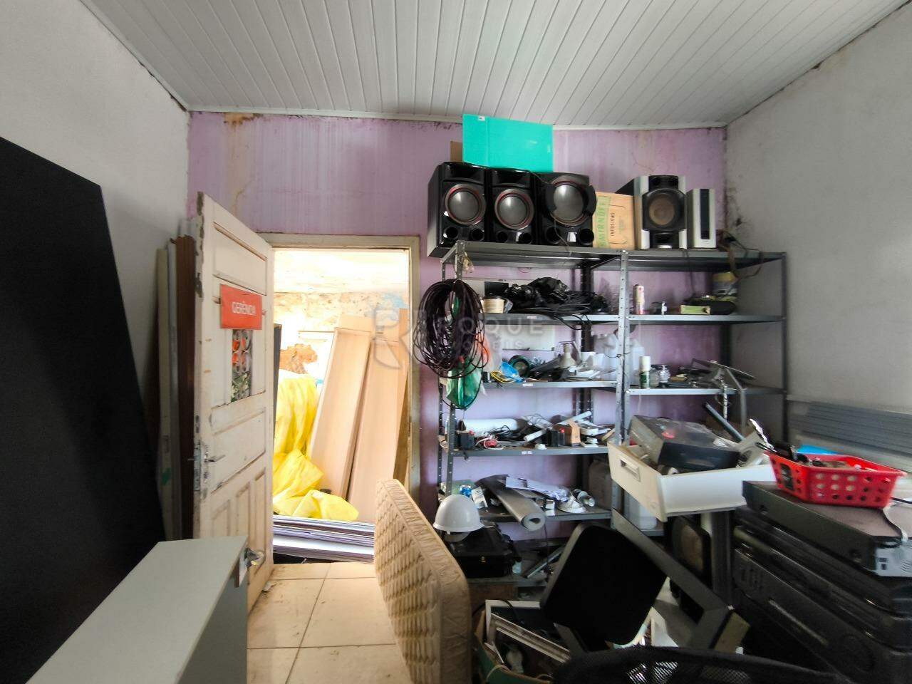 Terreno à venda no bairro Vila Camargo: SALA