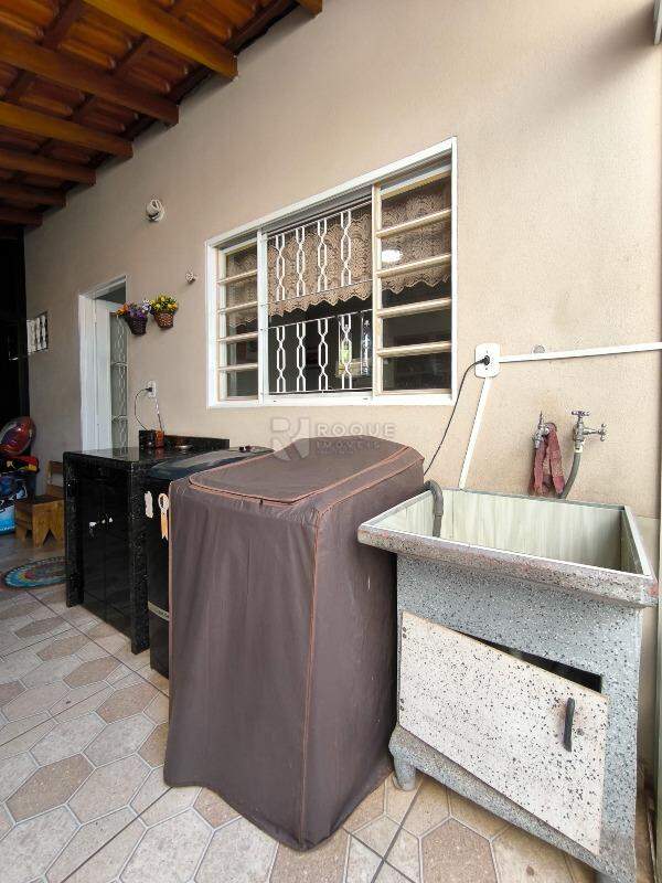 Casa Residencial à venda no bairro Jardim Residencial Antonio Brigatto: LAVANDERIA