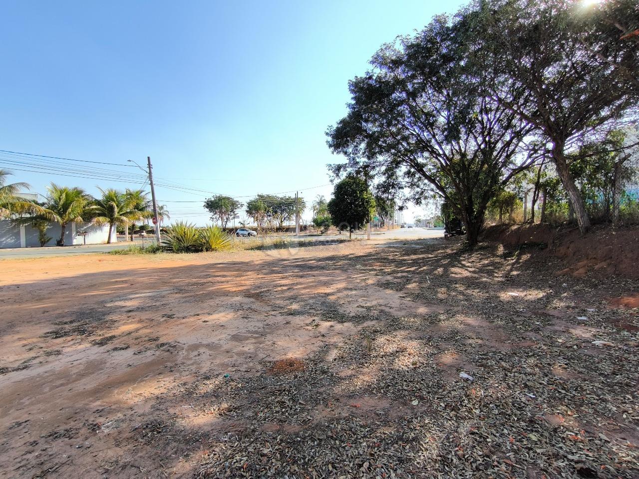 Terreno à venda no bairro Graminha: 