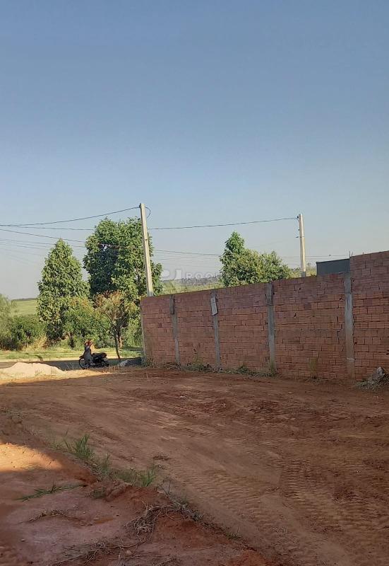 Terreno à venda no bairro Jardim Marajoara: 