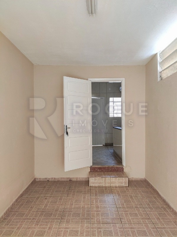 Casa Comercial à venda no bairro Centro: Garagem