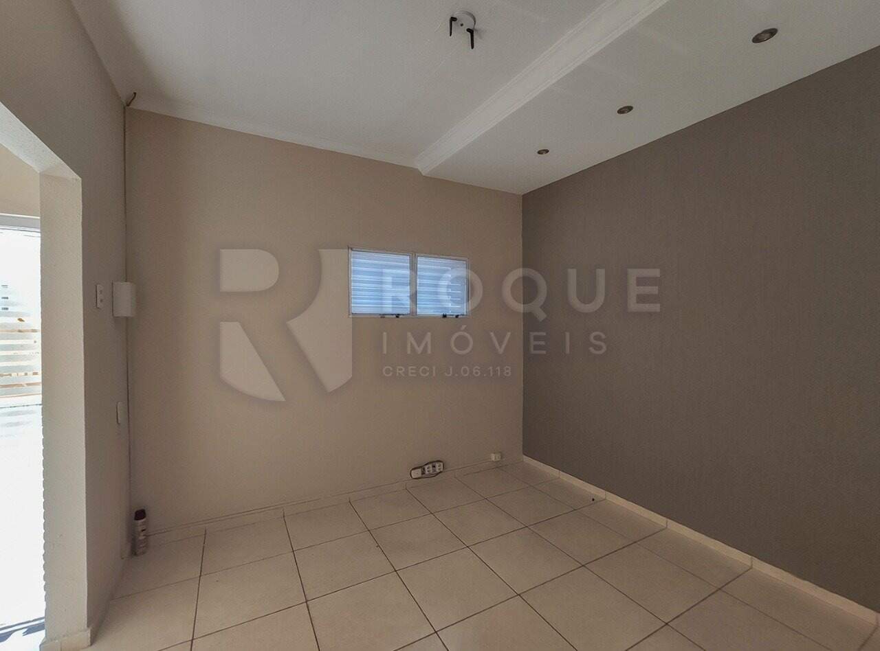 Casa Comercial à venda no bairro Centro: Sala