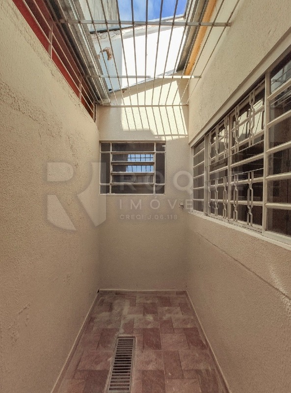 Casa Comercial à venda no bairro Centro: Jardim de inverno