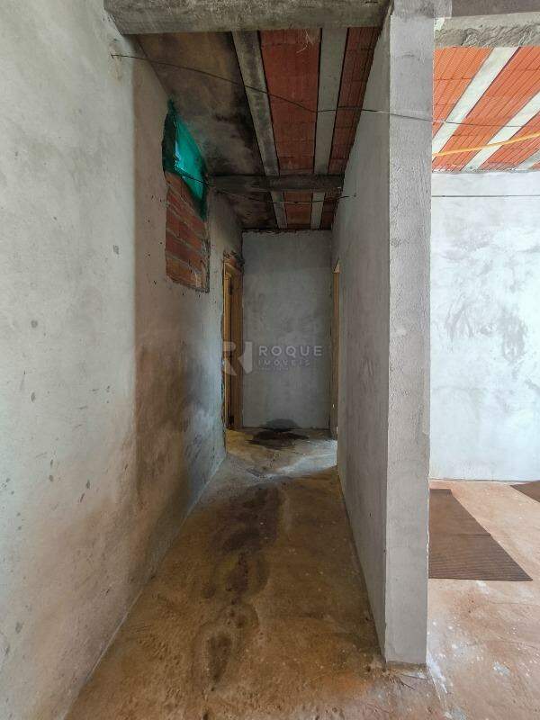 Casa em condomínio à venda no bairro Parque Egisto Ragazzo: HALL DE ENTRADA