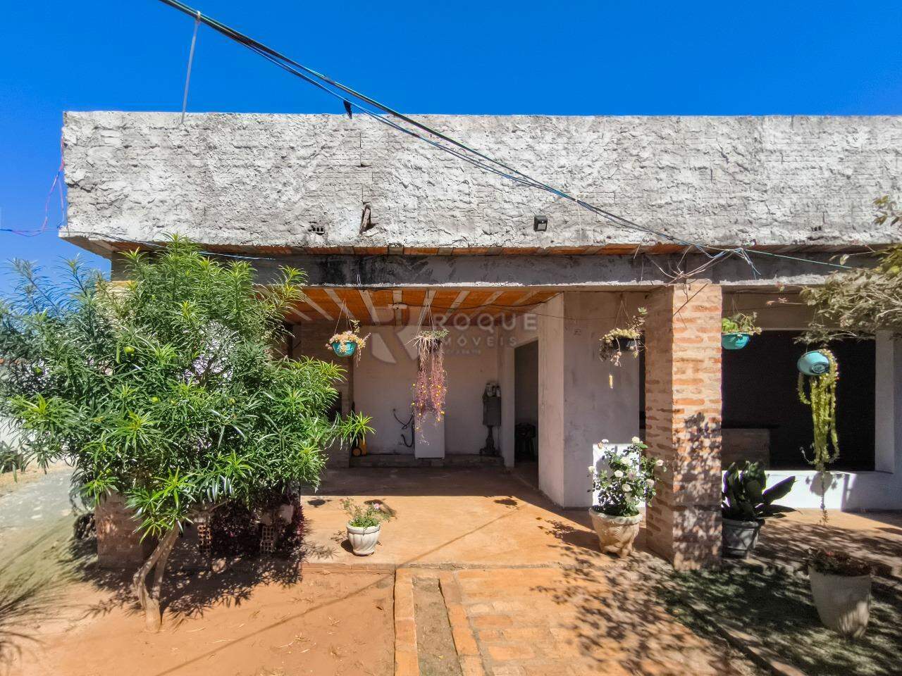 Casa em condomínio à venda no bairro Parque Egisto Ragazzo: FRENTE