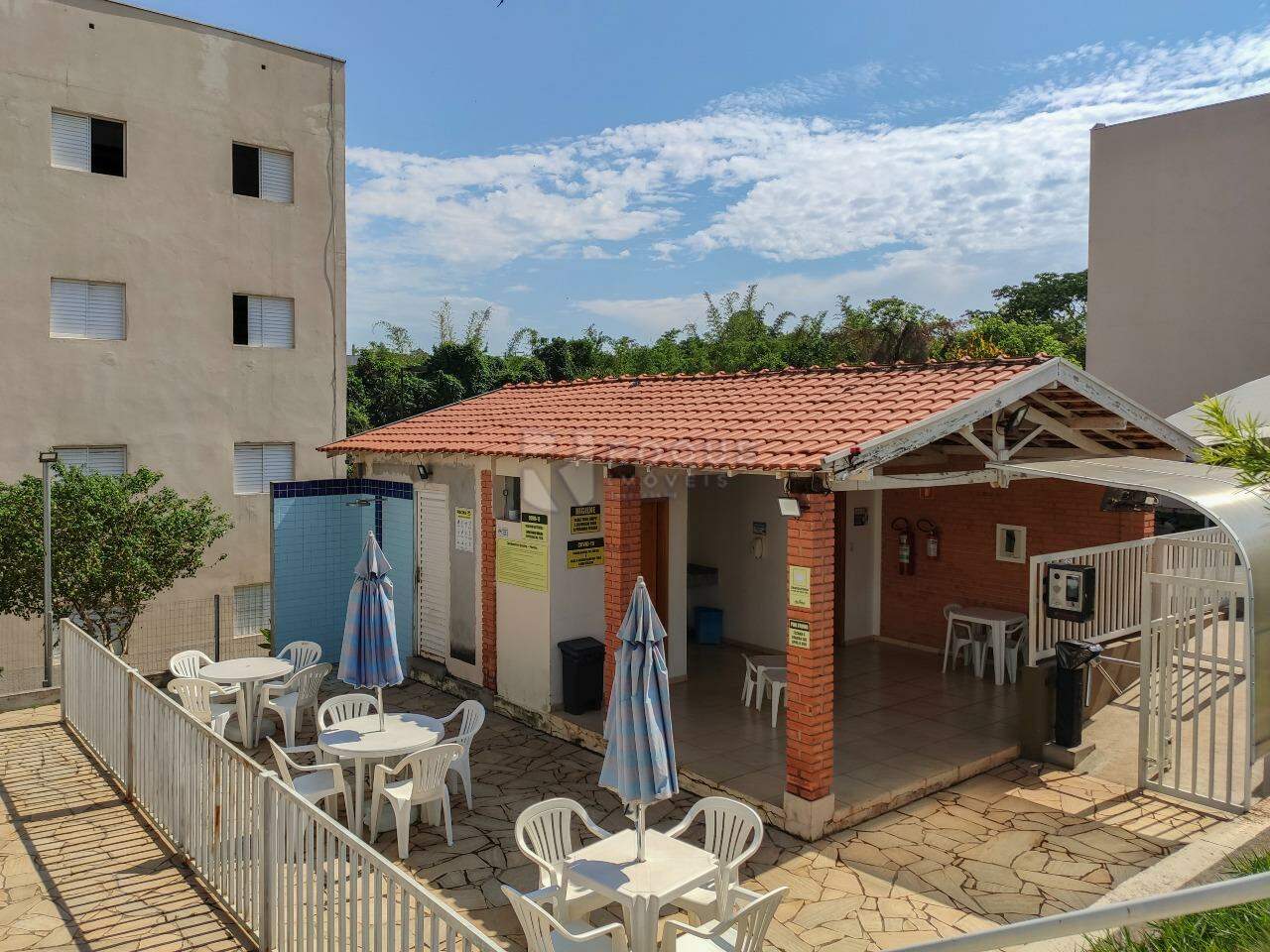 Apartamento para aluguel no bairro Vila Labaki: Área do condomínio