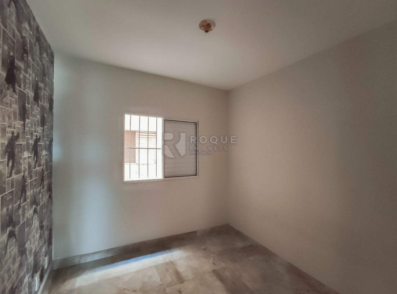 Apartamento para aluguel no bairro Vila Labaki: Dormitório 2