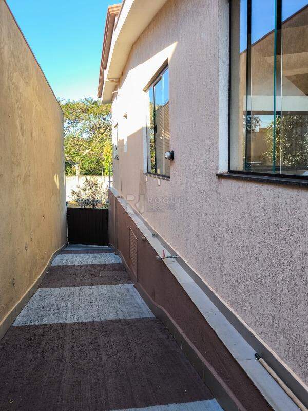 Casa em condomínio à venda no bairro Residencial Florisa: LATERAL EXTERNA
