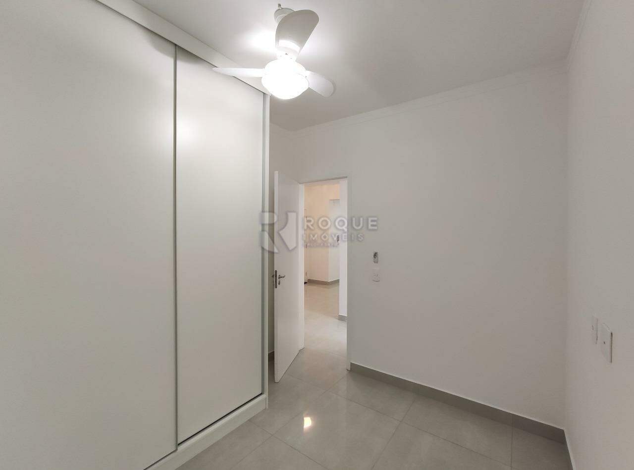 Apartamento para aluguel no bairro Vale das Esmeraldas: Dormitório 2 suíte 