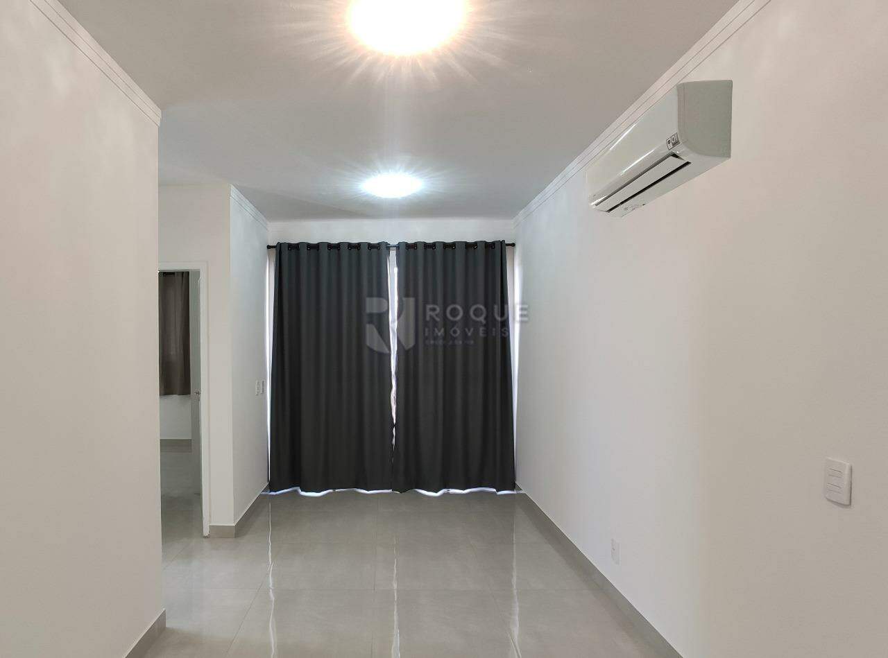 Apartamento para aluguel no bairro Vale das Esmeraldas: Sala 