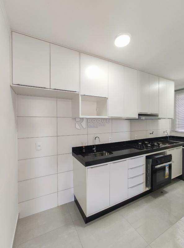 Apartamento para aluguel no bairro Vale das Esmeraldas: Cozinha 