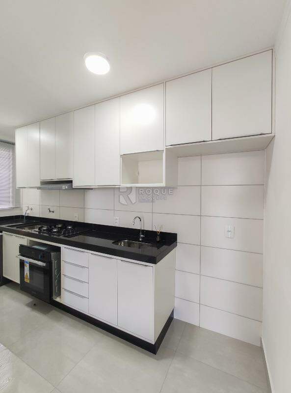 Apartamento para aluguel no bairro Vale das Esmeraldas: Cozinha 