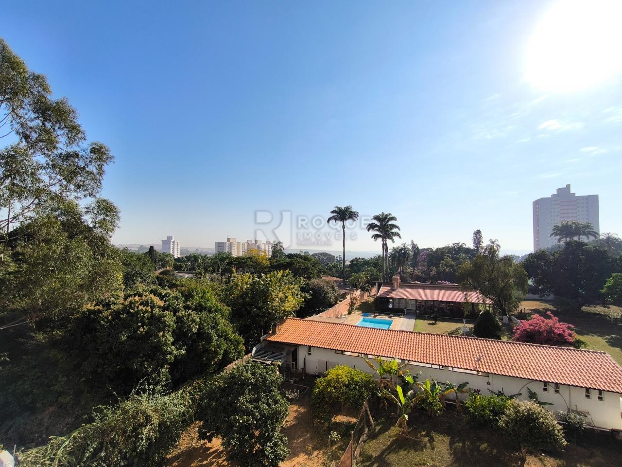 Apartamento à venda no bairro Chácaras Antonieta: VISTA PARCIAL