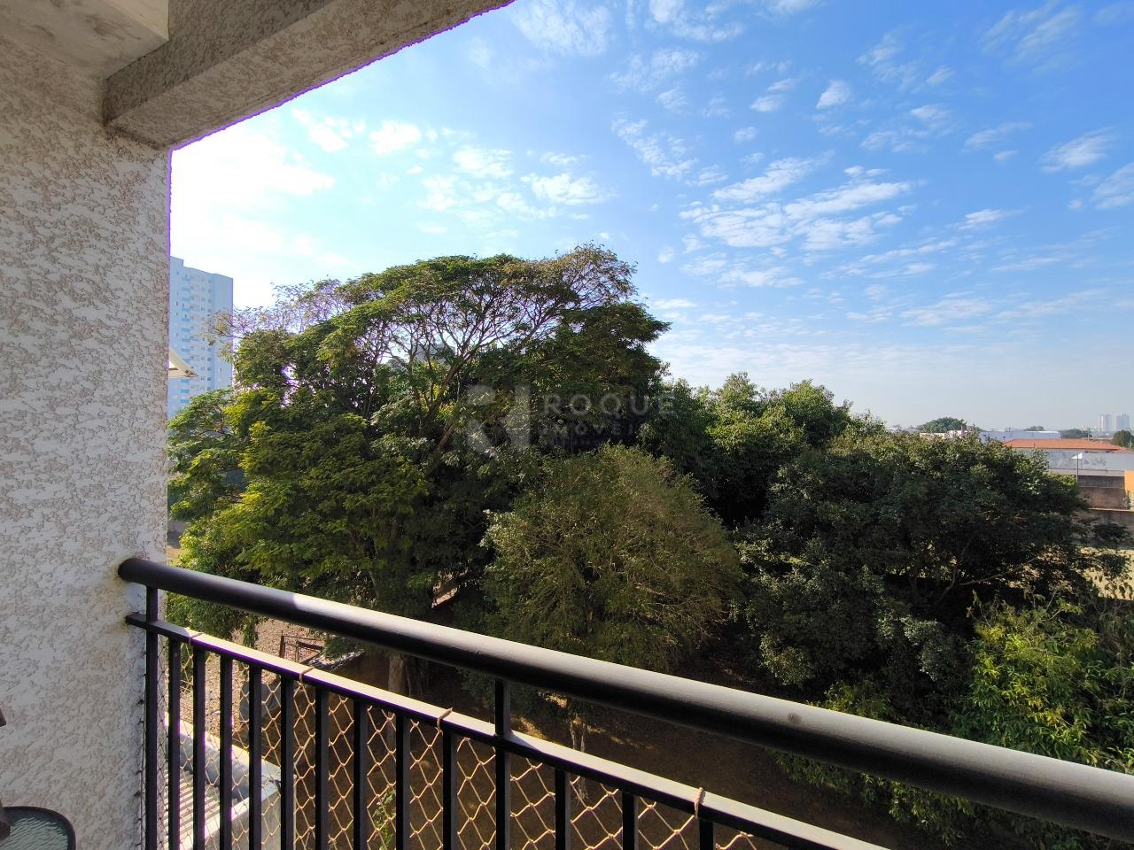 Apartamento à venda no bairro Chácaras Antonieta: VISTA PARCIAL