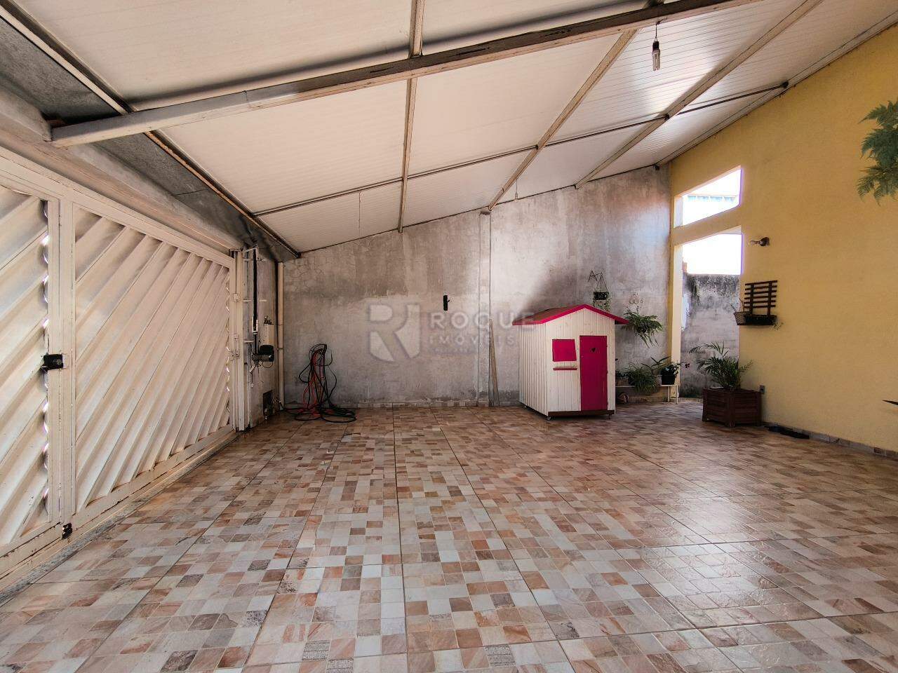 Casa Residencial à venda no bairro RESIDENCIAL DAS ORQUIDEAS: GARAGEM