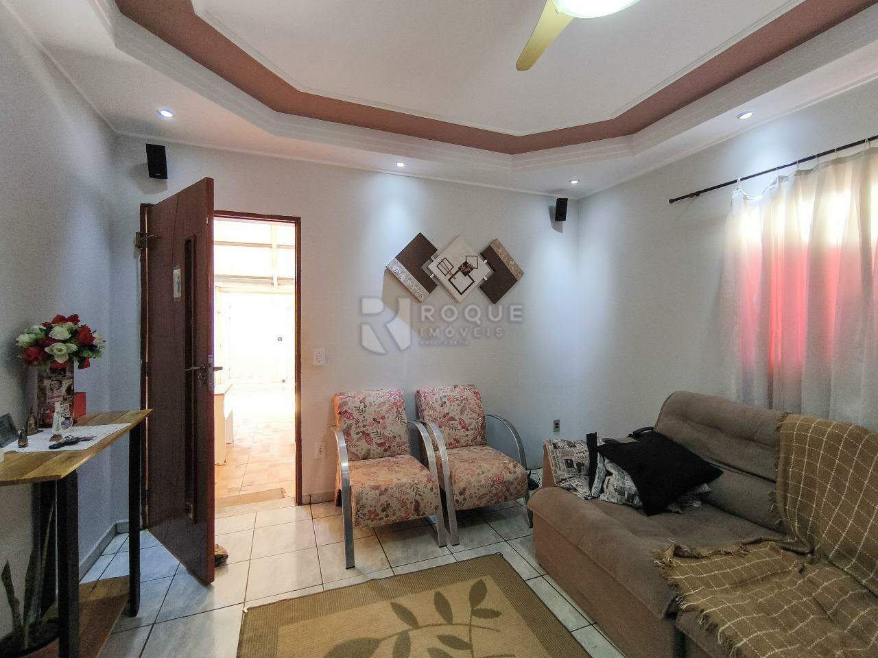 Casa Residencial à venda no bairro RESIDENCIAL DAS ORQUIDEAS: SALA DE ESTAR
