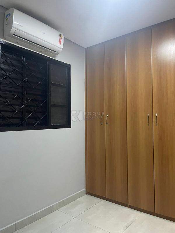 Casa em condomínio à venda no bairro Jardim Ouro Verde: