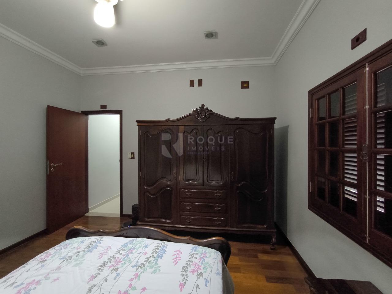 Casa Residencial à venda no bairro Jardim Senador Vergueiro: SUÍTE