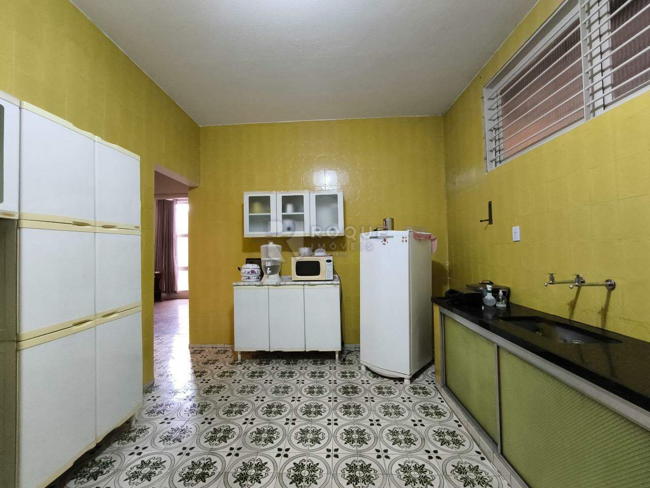 Casa Residencial à venda no bairro Vila Claudia: COZINHA