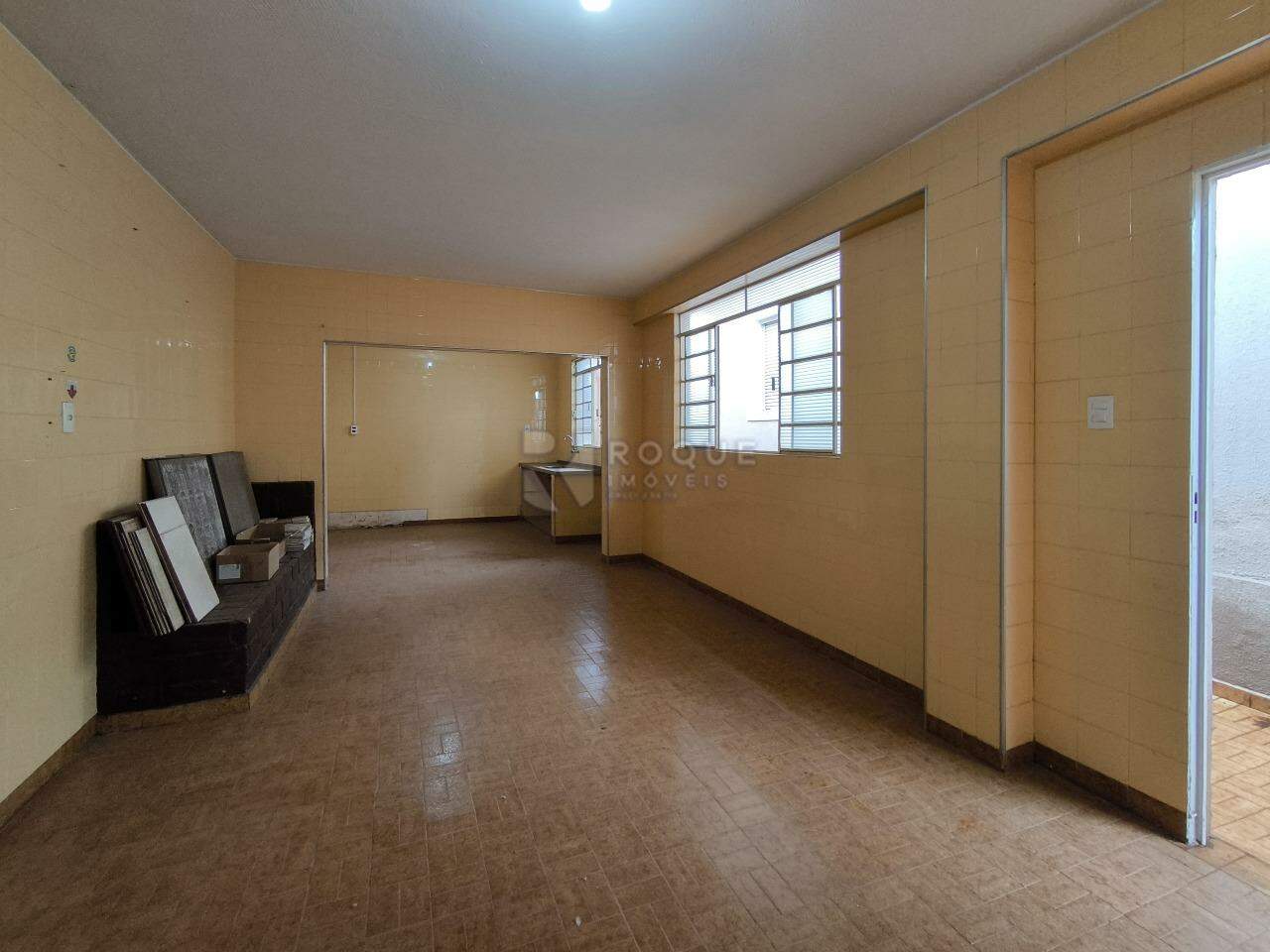Casa Residencial à venda no bairro Vila Claudia: SALA EDÍCULA