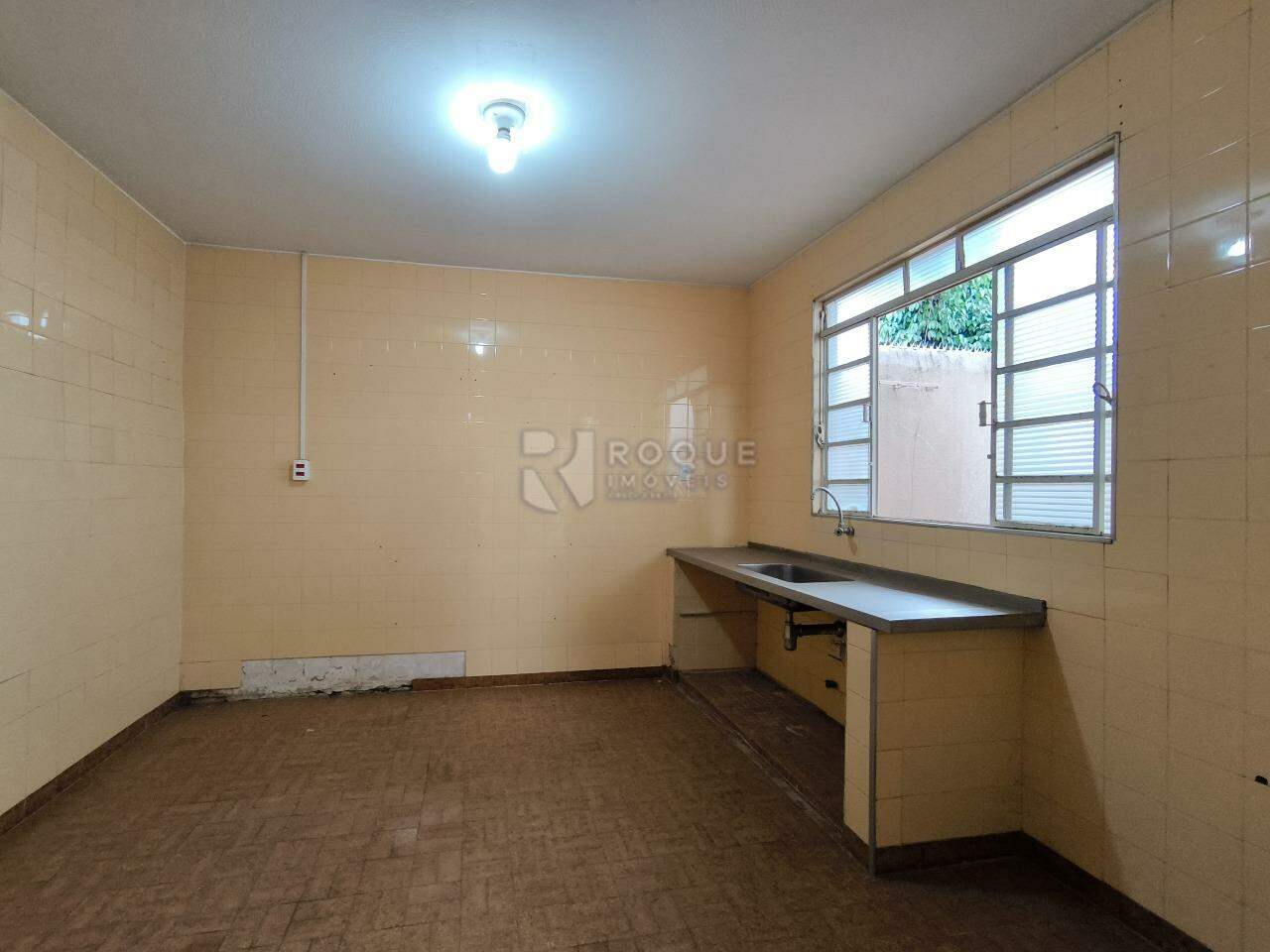 Casa Residencial à venda no bairro Vila Claudia: COZINHA EDÍCULA