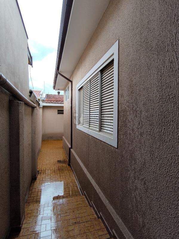 Casa Residencial à venda no bairro Vila Claudia: LATERAL EXTERNA