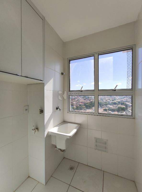 Apartamento para aluguel no bairro Boa Vista: Área de serviço 