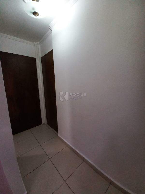 Apartamento à venda no bairro Vila Paulista: CORREDOR