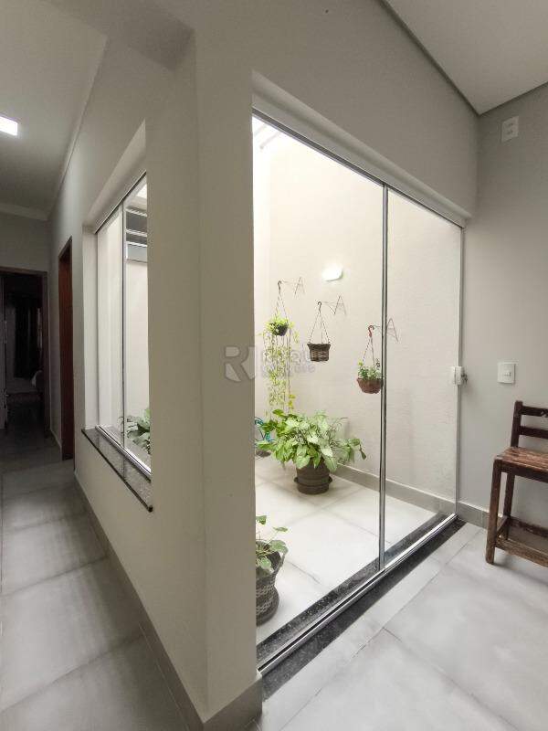 Casa Residencial à venda no bairro Jardim Marajoara: JARDIM DE INVERNO
