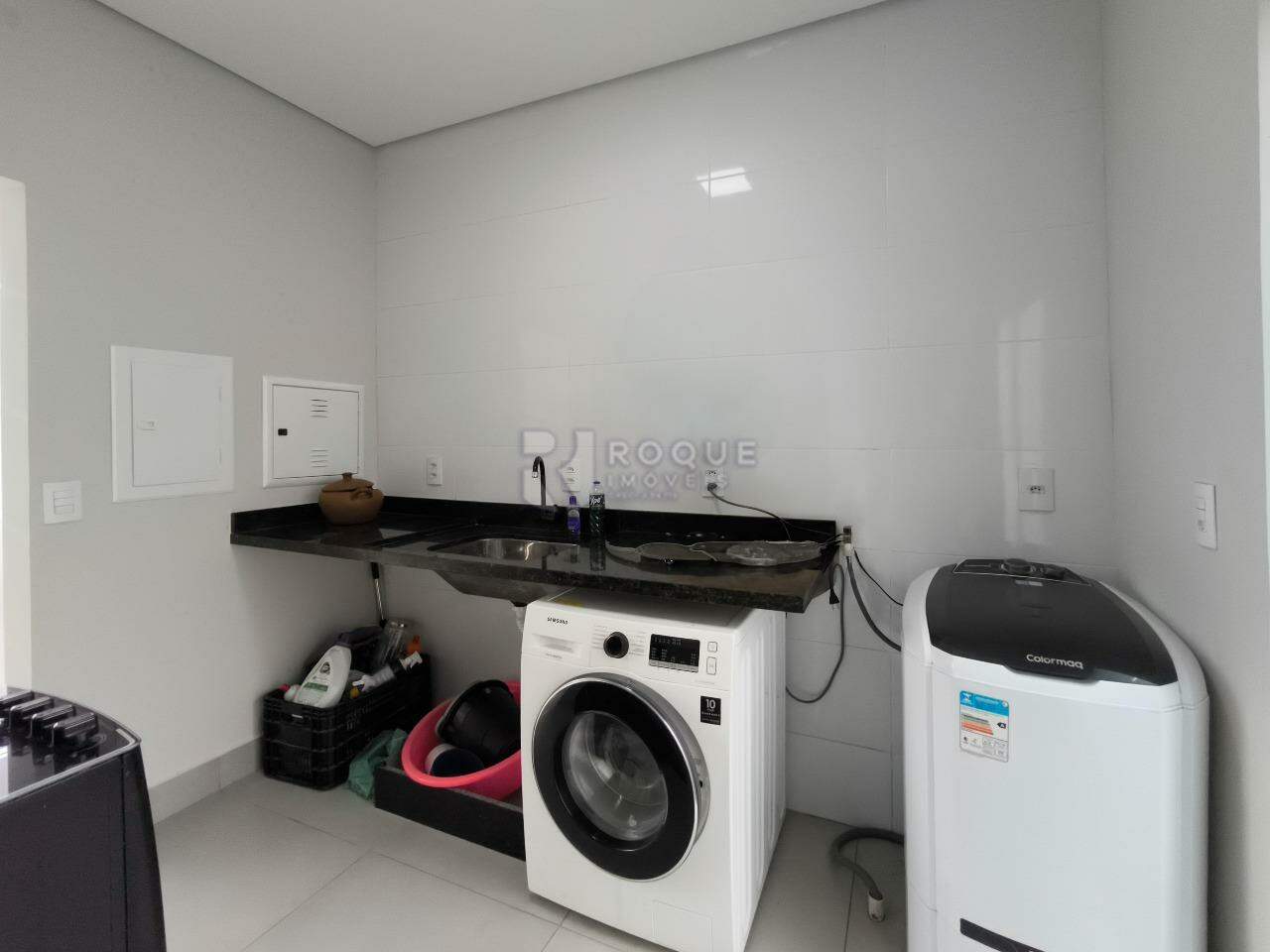 Casa Residencial à venda no bairro Jardim Marajoara: LAVANDERIA