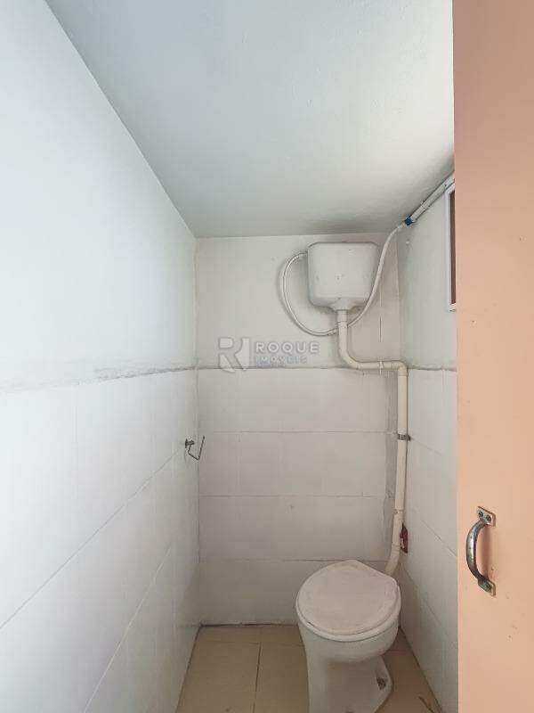 Salão para aluguel no bairro Jardim Vista Alegre: WC 01