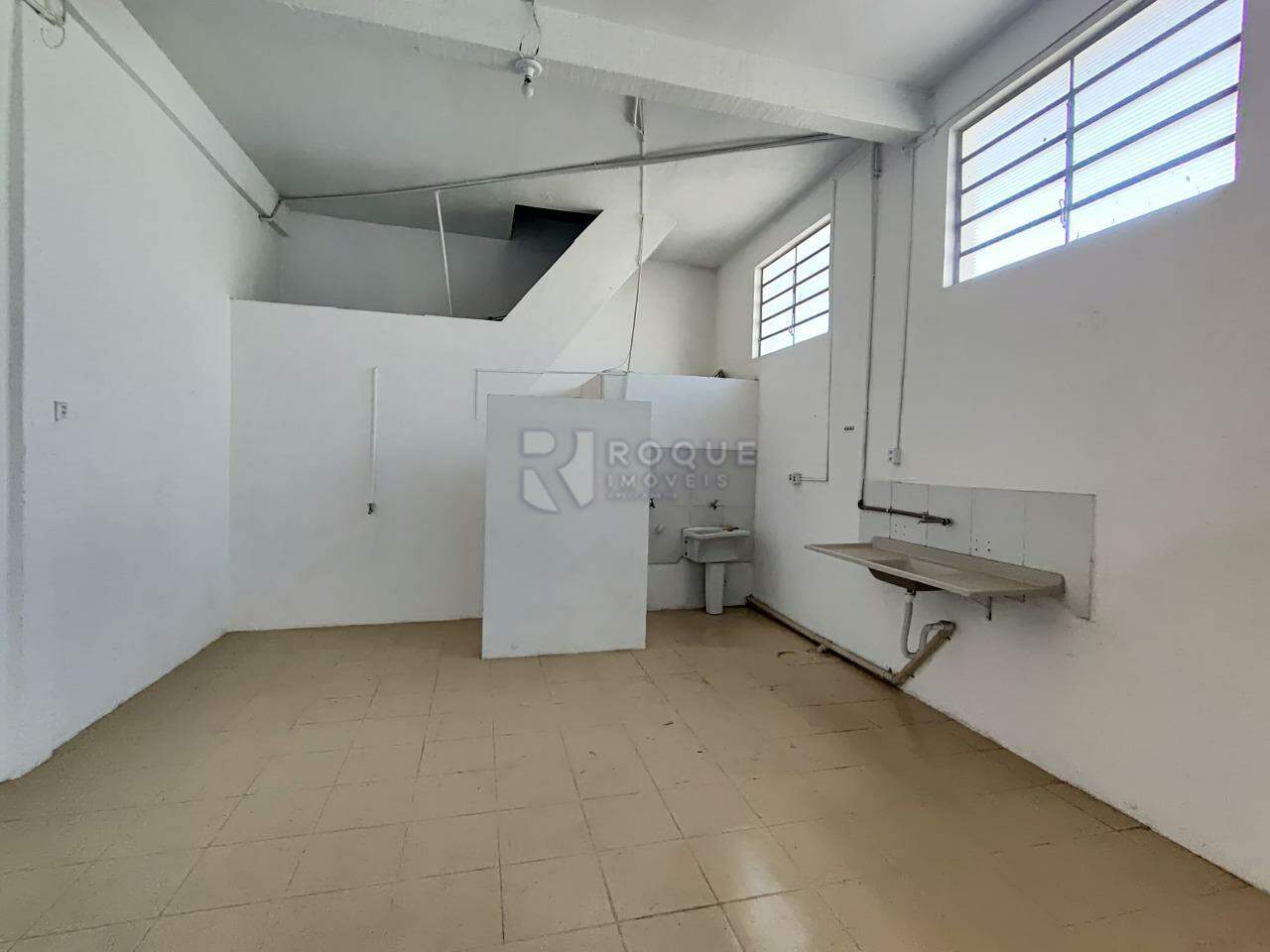 Salão para aluguel no bairro Jardim Vista Alegre: Salão