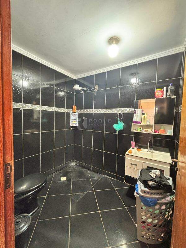 Casa Residencial à venda no bairro Residencial Econômico Manoel Simão de Barros Levy: Wc externo