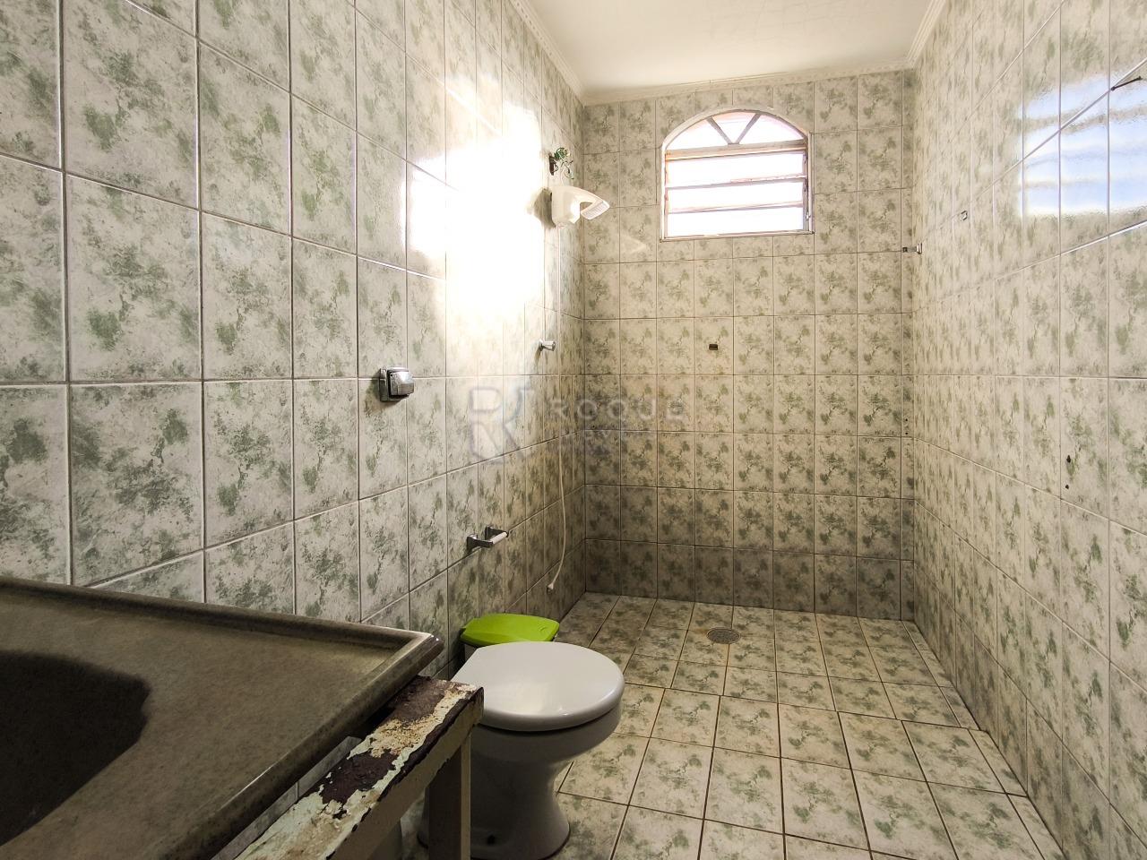 Casa Residencial à venda no bairro Jardim Boa Esperança: BANHEIRO SOCIAL